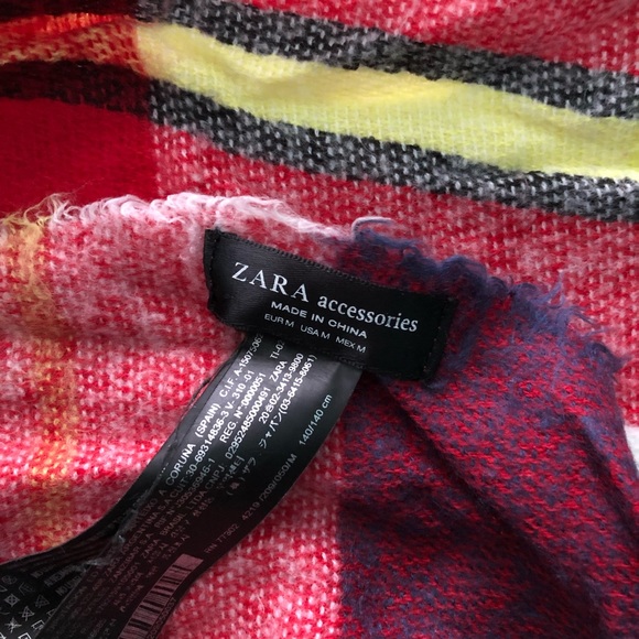 ZARA Large Plaid Square Warm Blanket Scarf - Picture 3 of 5